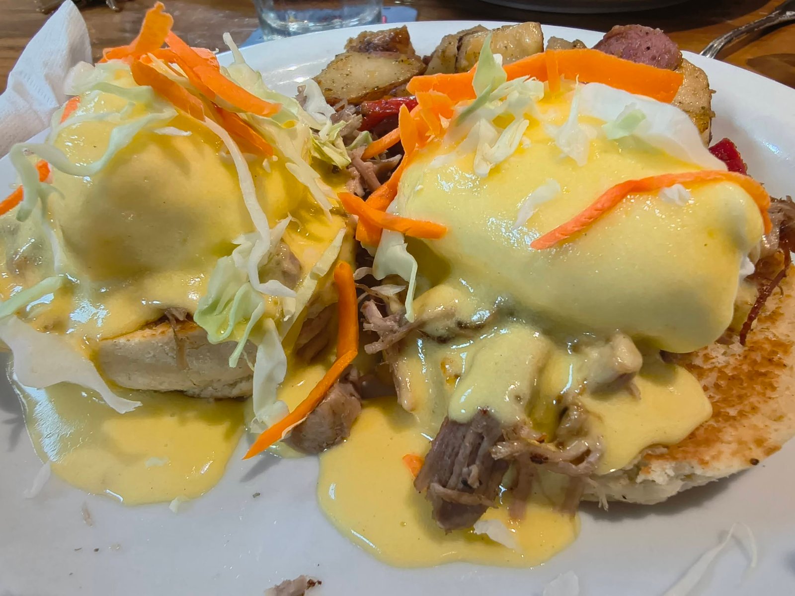 Pulled pork benedict with hollandaise